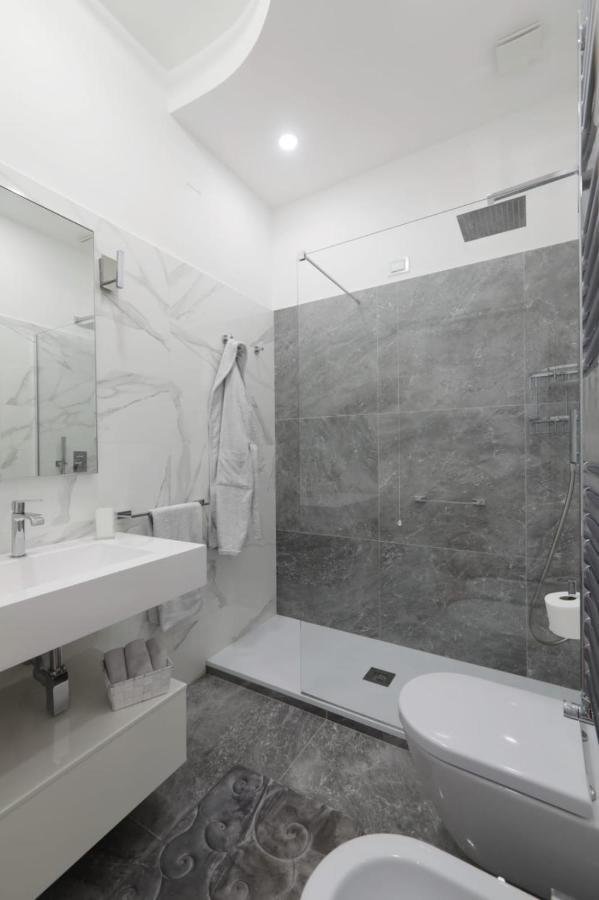 Ferienwohnung La Roma Di Cecilia Exterior foto