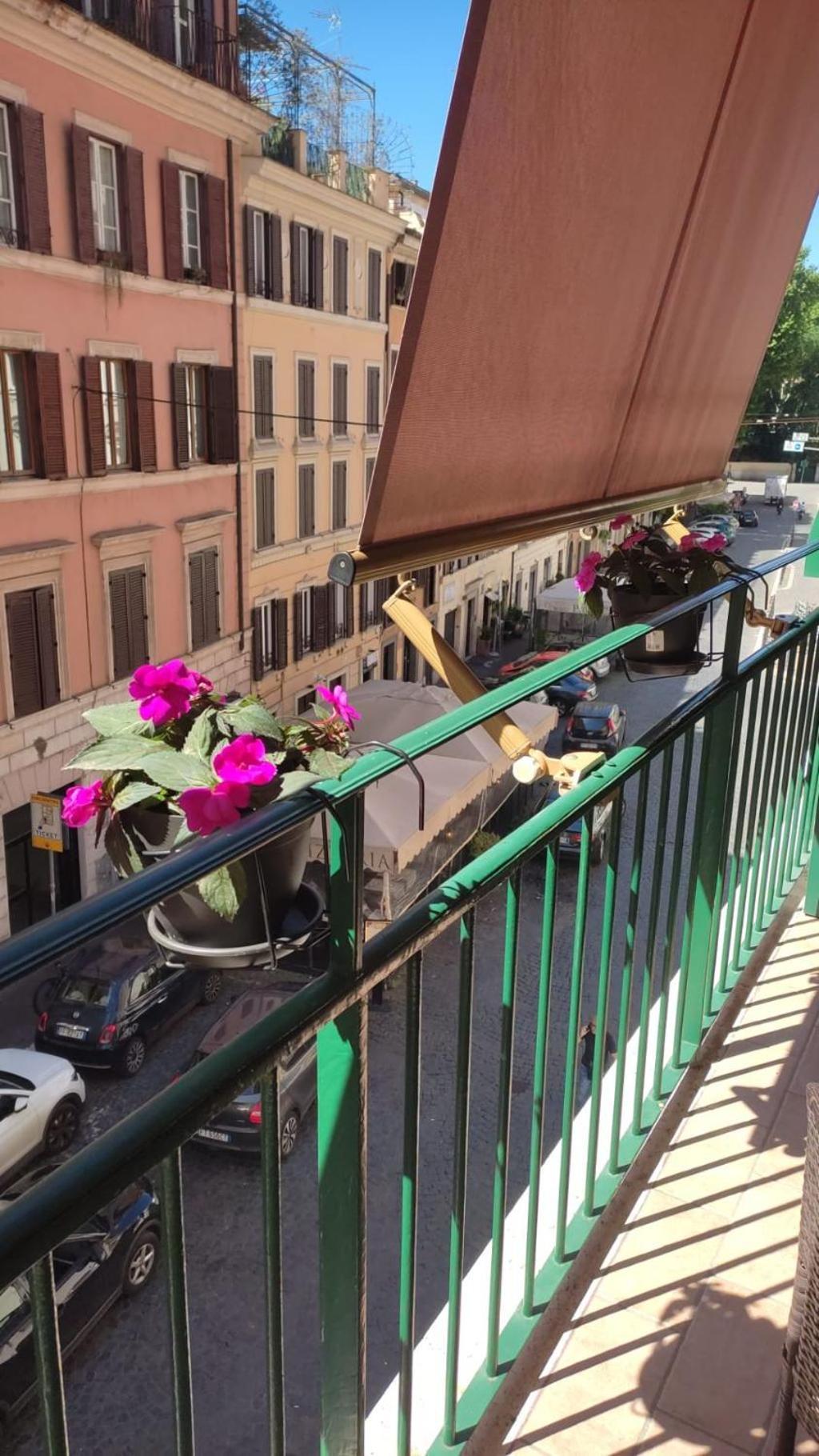 Ferienwohnung La Roma Di Cecilia Exterior foto